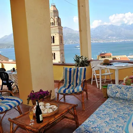 Sea View For 6 Person Holiday home Gaeta